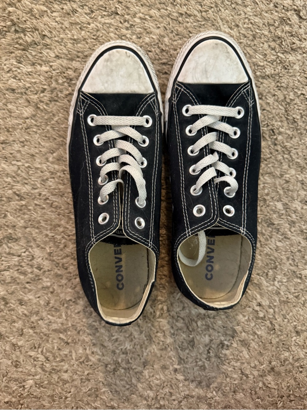 Black & white converse